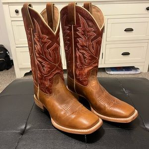Cody James leather cowboy boots